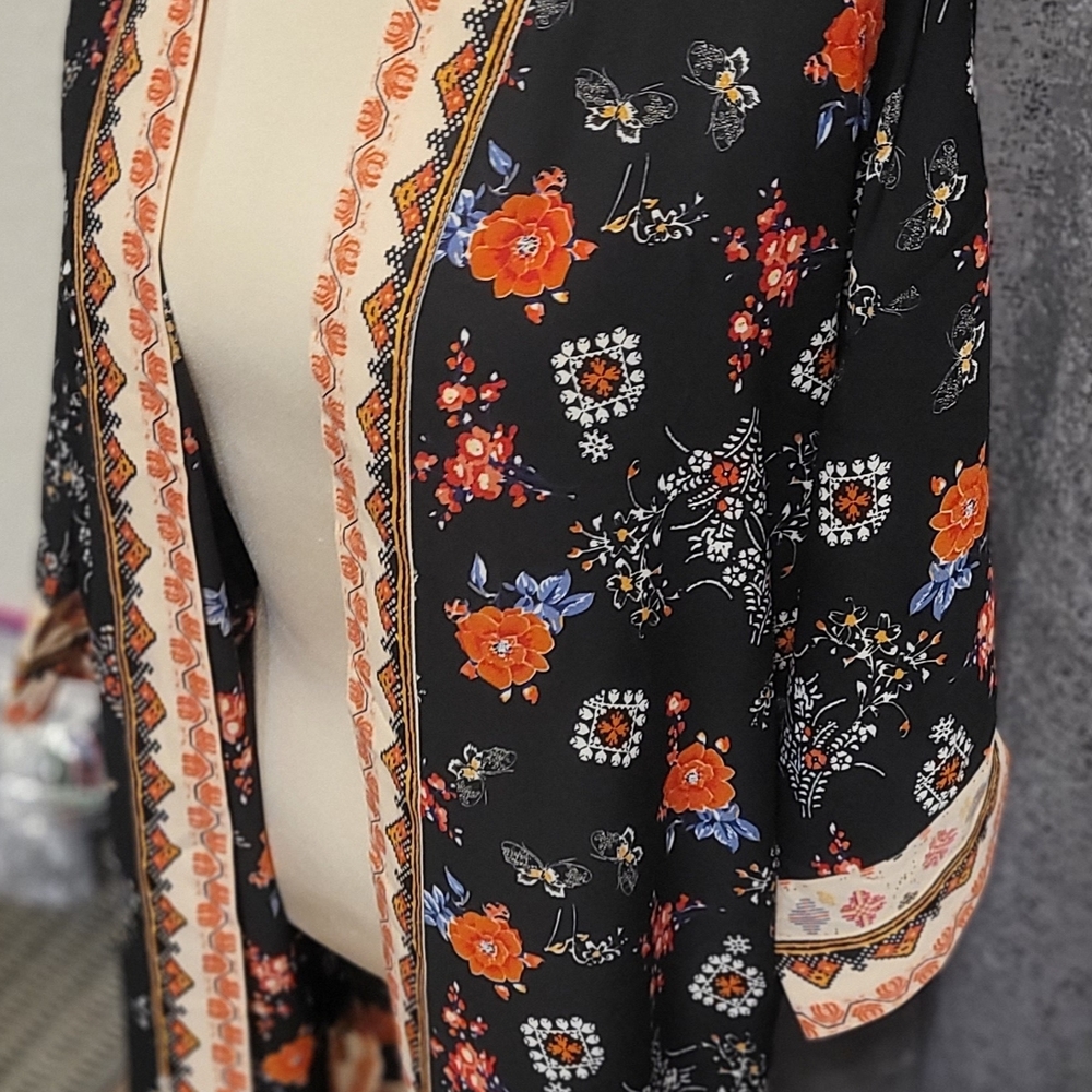 Max Studio Black Floral Robe